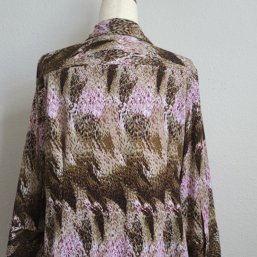 ESSENTIALS Top/Blouse - Picture 6 of 8